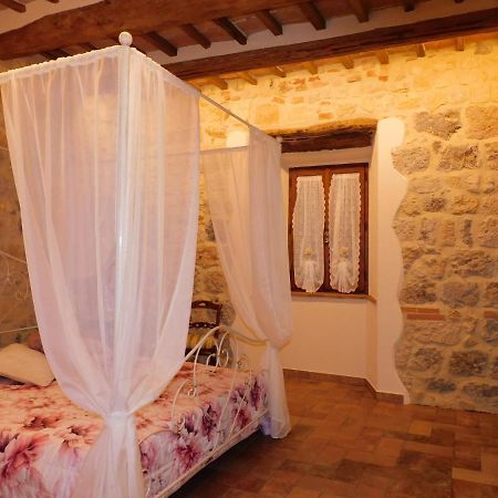 فندق Sognare Nel Castello مونتيريجيوني المظهر الخارجي الصورة