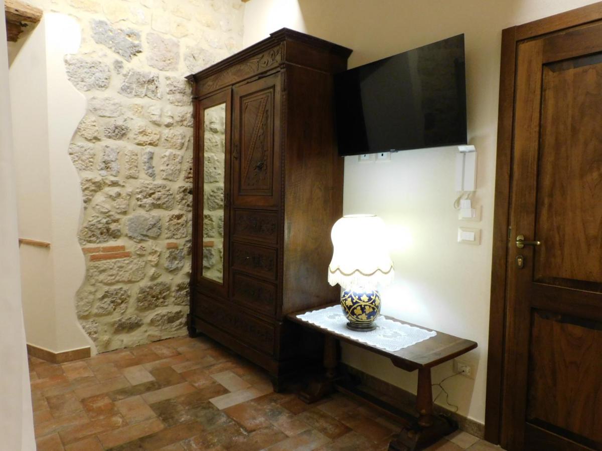 فندق Sognare Nel Castello مونتيريجيوني المظهر الخارجي الصورة