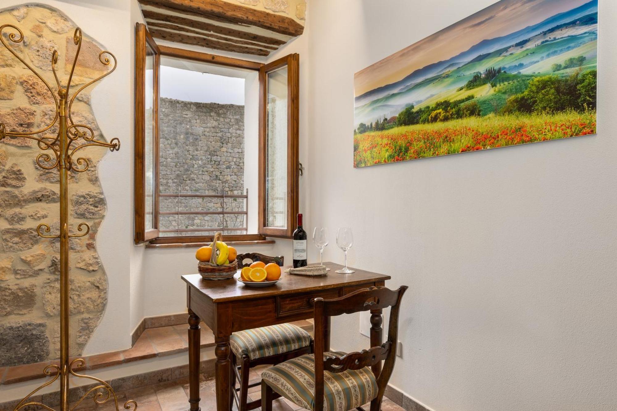 فندق Sognare Nel Castello مونتيريجيوني المظهر الخارجي الصورة